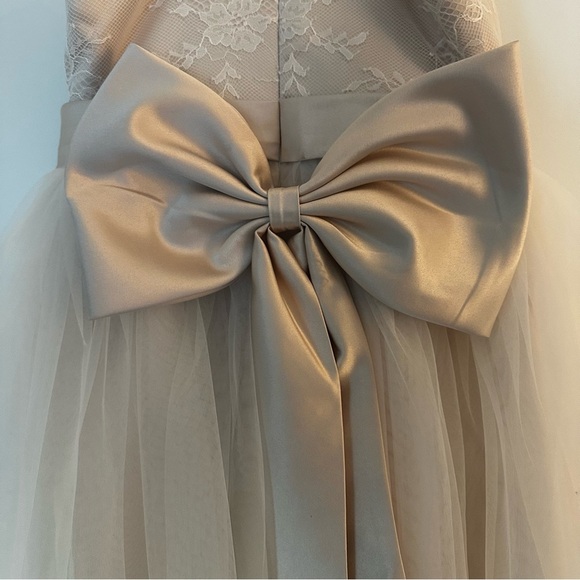Ivory Lace & Tulle Flower Girl Dress |Size 10-11Y|Satin Bow Back|Formal Occasion - Picture 6 of 9